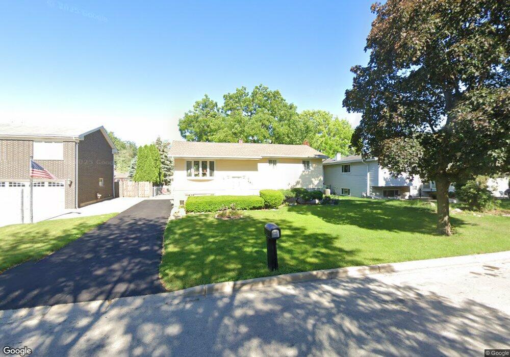 487 N Walnut St, Elmhurst, IL 60126 - photo 1