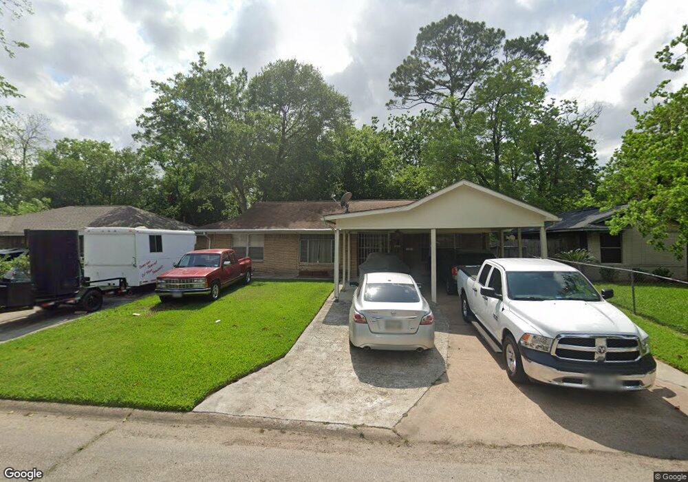 10311 Bretton Dr, Houston, TX 77016 - photo 1