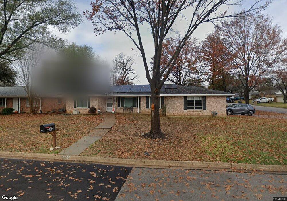 916 Bedford Ct W, Hurst, TX 76053 - photo 1