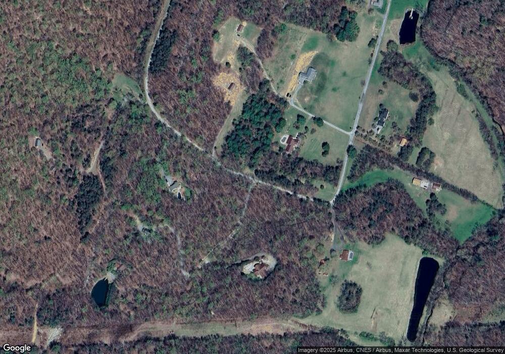 1480 Quaint Acres Ln, Berkeley Springs, WV 25411 - photo 1