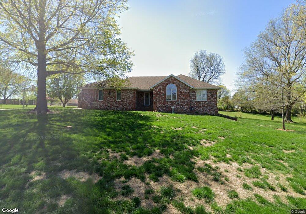1126 Vineyard Dr, Nixa, MO 65714 - photo 1
