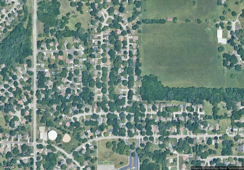 4822 Bond St, Shawnee, KS 66203 - photo 1