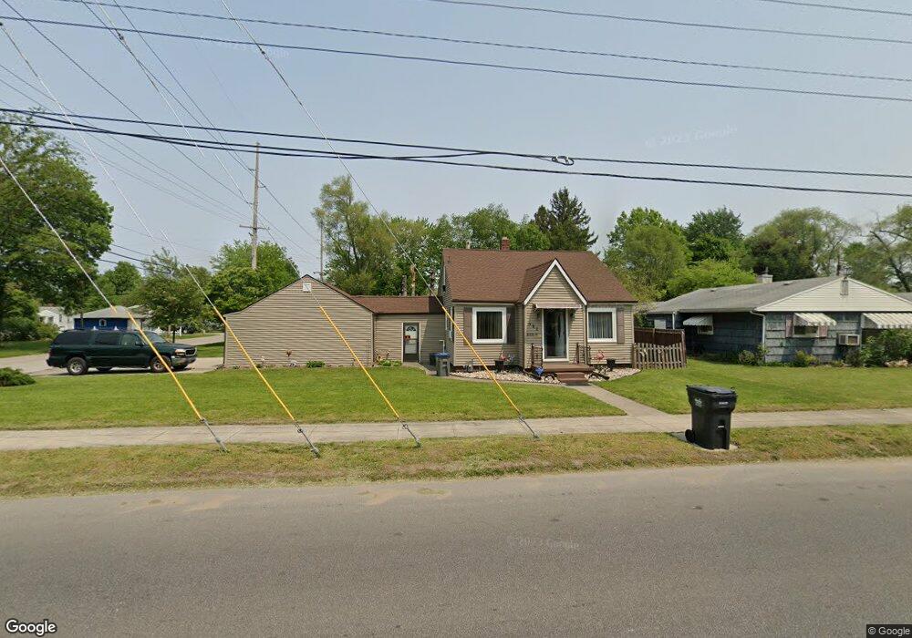 932 W Lusher Ave, Elkhart, IN 46517 - photo 1