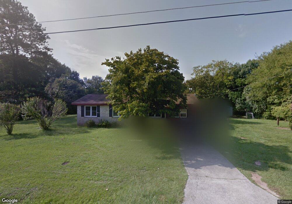 2860 Estates Rd, Macon, GA 31216 - photo 1