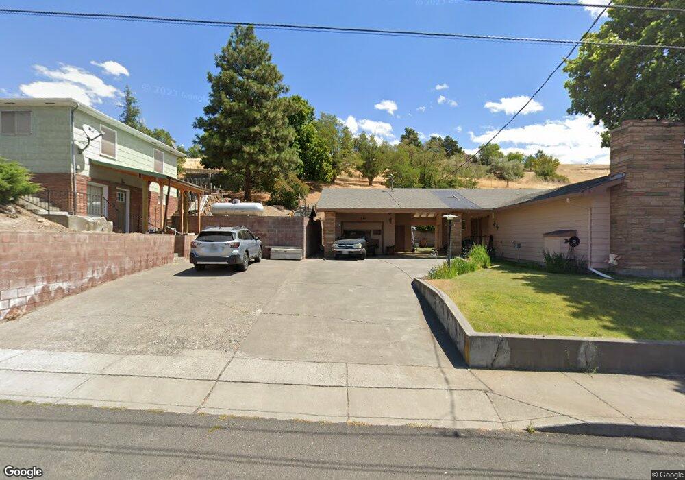 240 S Gilmore St, Heppner, OR 97836 - photo 1