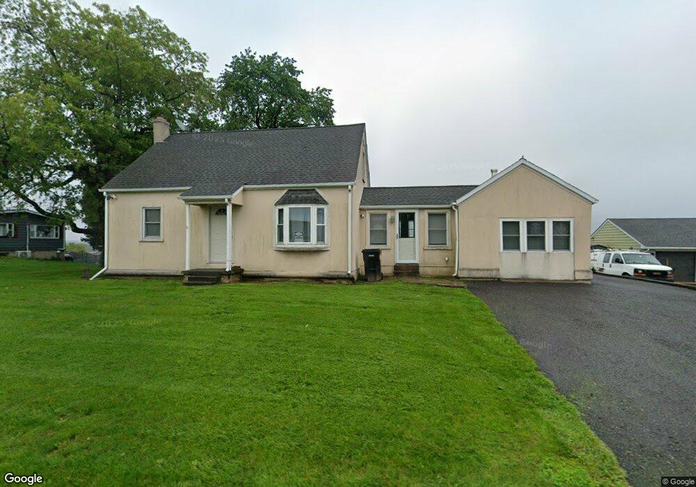 1686 County Line Rd, Bechtelsville, PA 19505 - photo 1