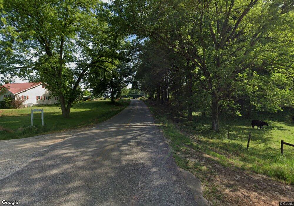 1713 Akin Rd, Carnesville, GA 30521 - photo 1