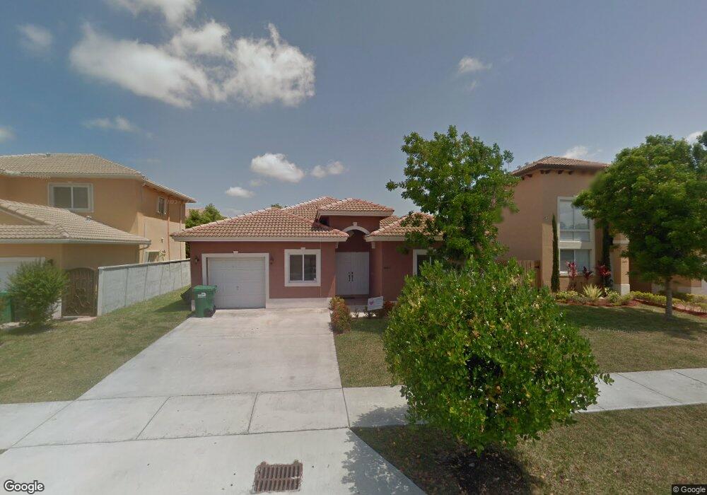 16671 SW 52nd Ln, Miami, FL 33185 - photo 1