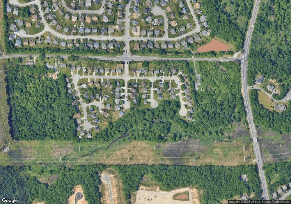 8 Spruce Ct, Newark, DE 19702 - photo 1