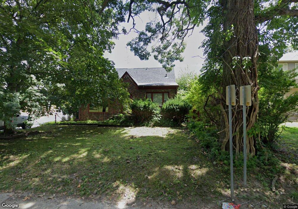 2621 30th St, Des Moines, IA 50310 - photo 1