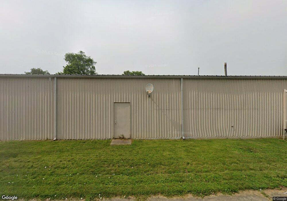 428 E 21st St, Anderson, IN 46016 - photo 1