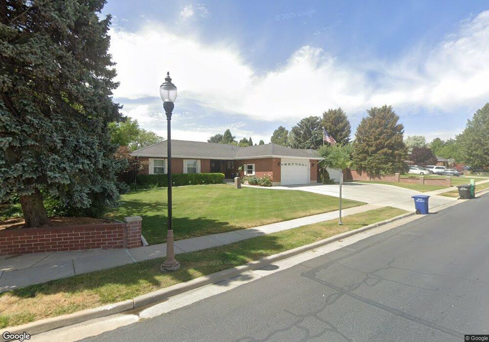 2221 Williamsburg Cir, West Jordan, UT 84088 - photo 1