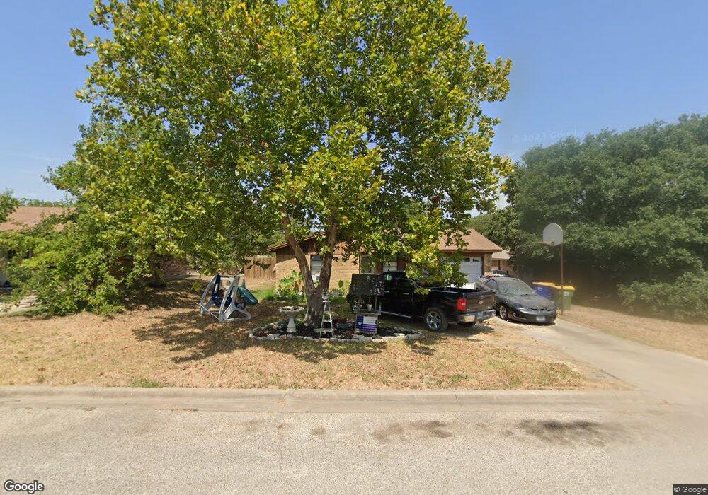 508 Lisa Cir, Troy, TX 76579 - photo 1