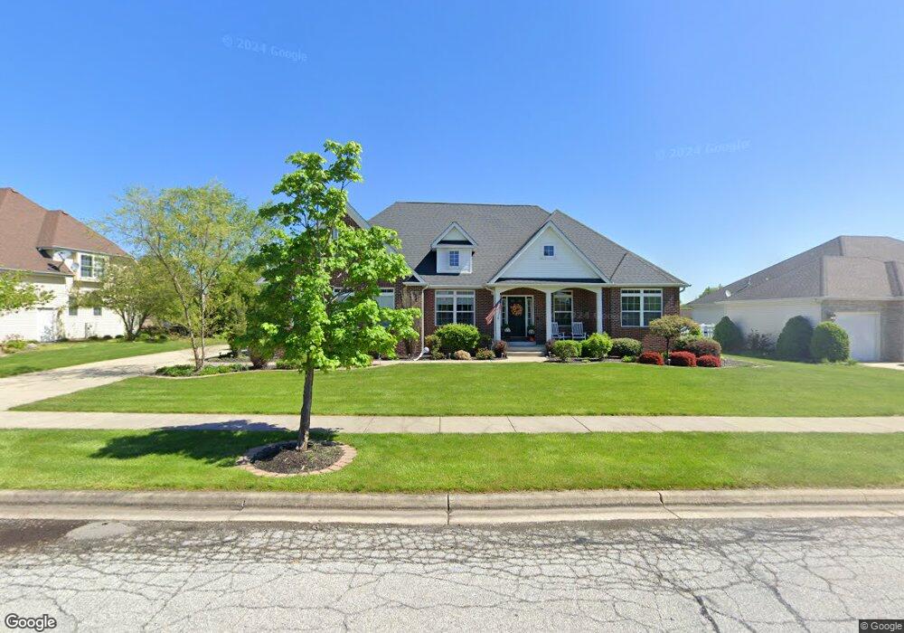 691 Pennock Cir, Crown Point, IN 46307 - photo 1