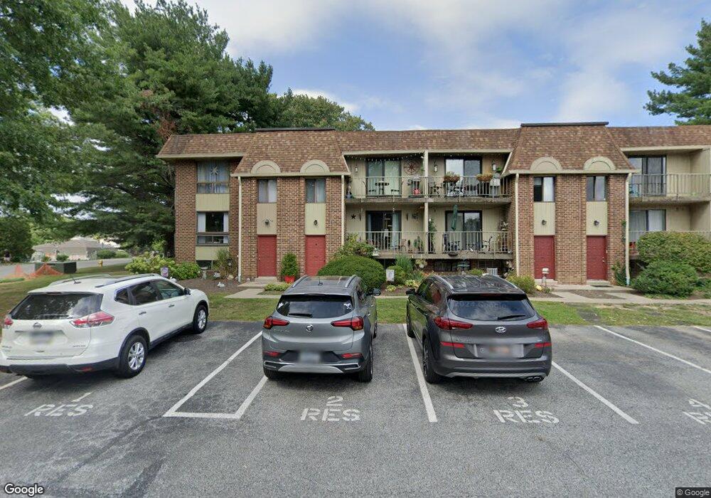 302 Saybrook Ln unit 2B, Wallingford, PA 19086 - photo 1