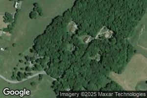 211 Woodland Dr, Lewisburg, WV 24901