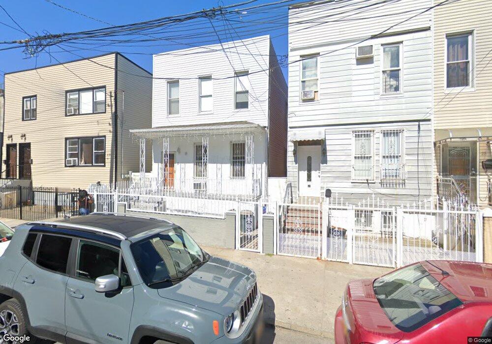 19 Hemlock St, Brooklyn, NY 11208 - photo 1