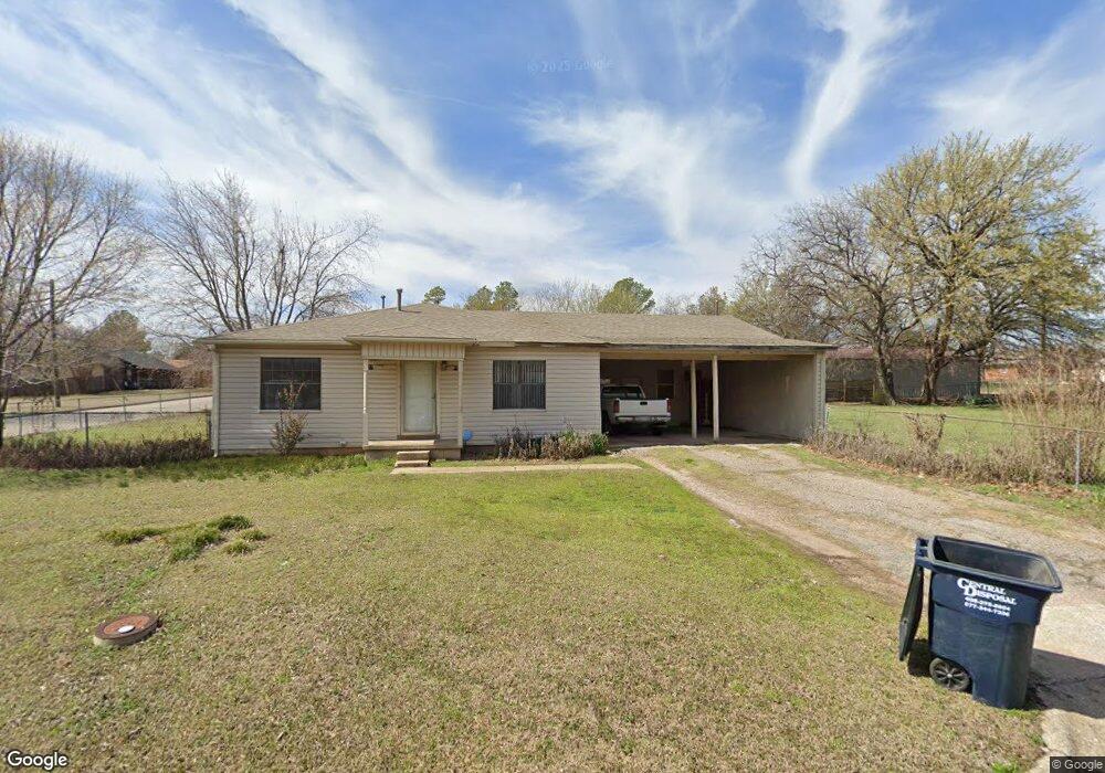 2102 Ellis Dr, Shawnee, OK 74804 - photo 1
