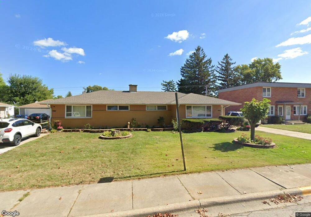 2415 Dunlay Ct, Waukegan, IL 60085 - photo 1