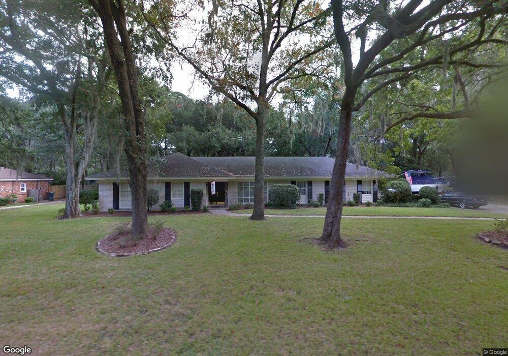 128 Winchester Dr, Savannah, GA 31410 - photo 1