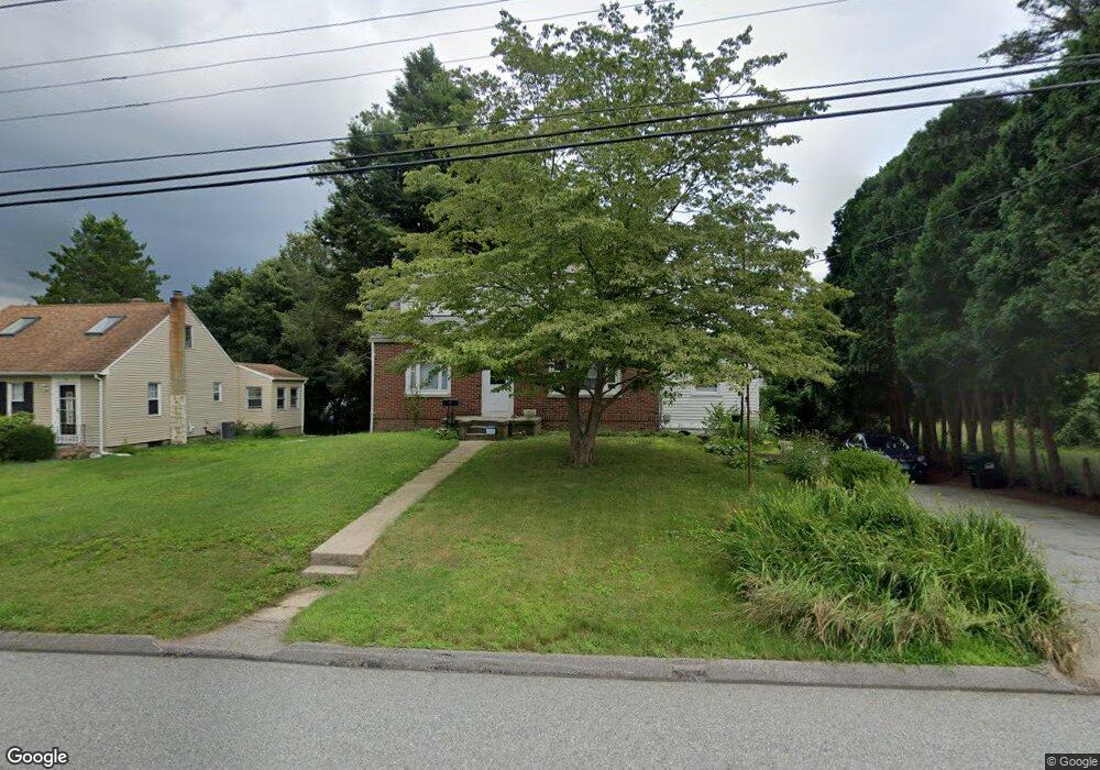 49 Flyers Dr, Norwich, CT 06360 - photo 1