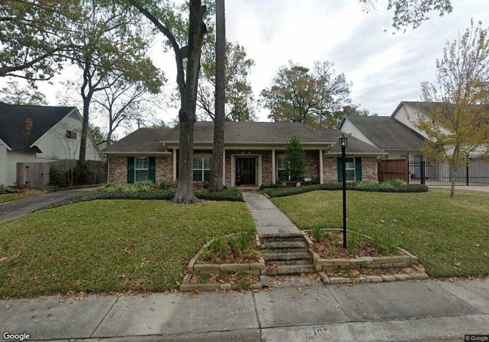 107 Briar Hill Dr, Houston, TX 77042 - photo 1