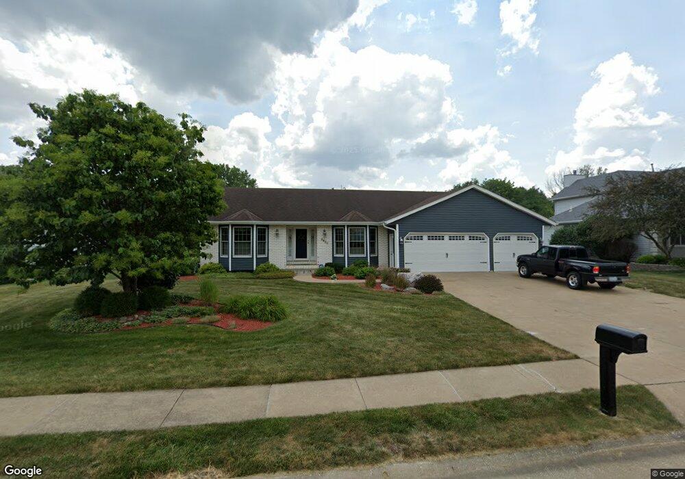 2841 W 44th St, Davenport, IA 52806 - photo 1