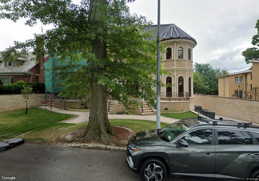 8110 Haddon St, Jamaica, NY 11432 - photo 1