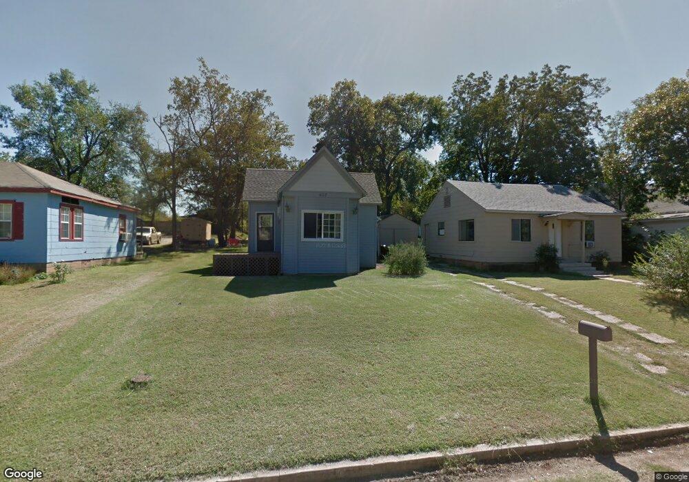 407 E Tahlequah Ave, Sulphur, OK 73086 - photo 1