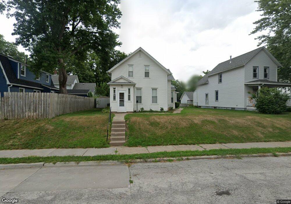 1323 Vine St, Davenport, IA 52804 - photo 1