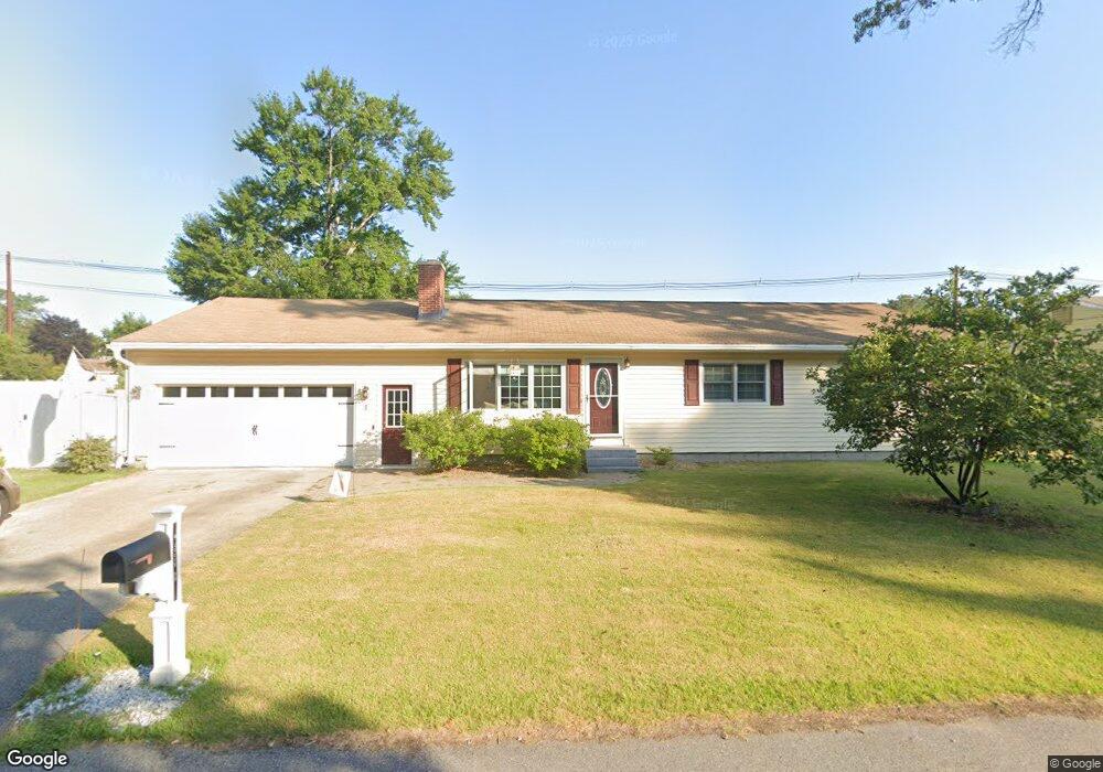 4 Logan Rd, Nashua, NH 03063 - photo 1