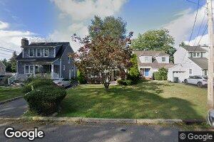 90 Riverview Ave, Little Silver, NJ 07739