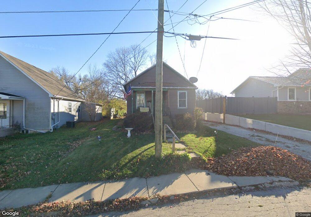 321 Maple St, Oglesby, IL 61348 - photo 1