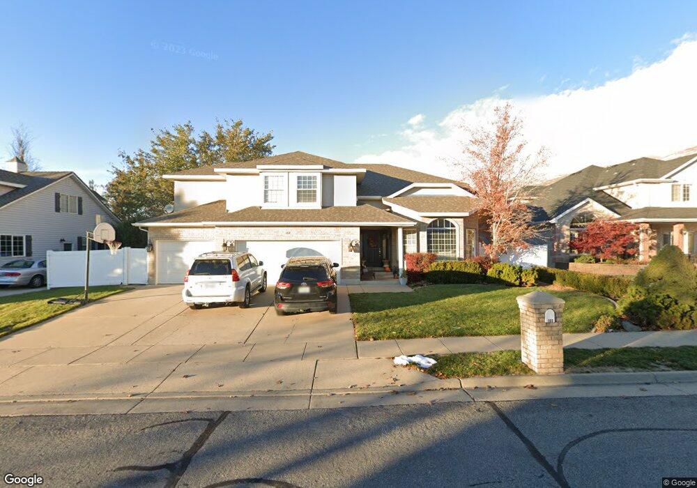 102 W 550 S, Centerville, UT 84014 - photo 1