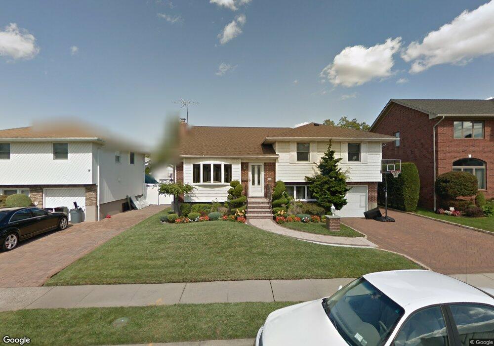 802 Franklin Place, Franklin Square, NY 11010 - photo 1