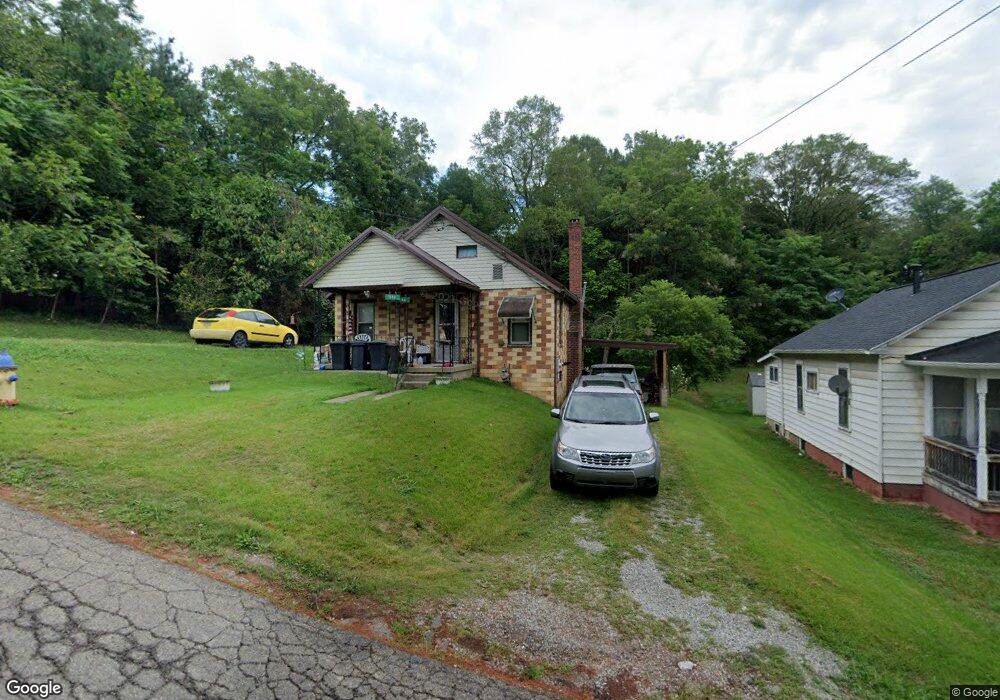 544 Vine St, Logan, OH 43138 - photo 1