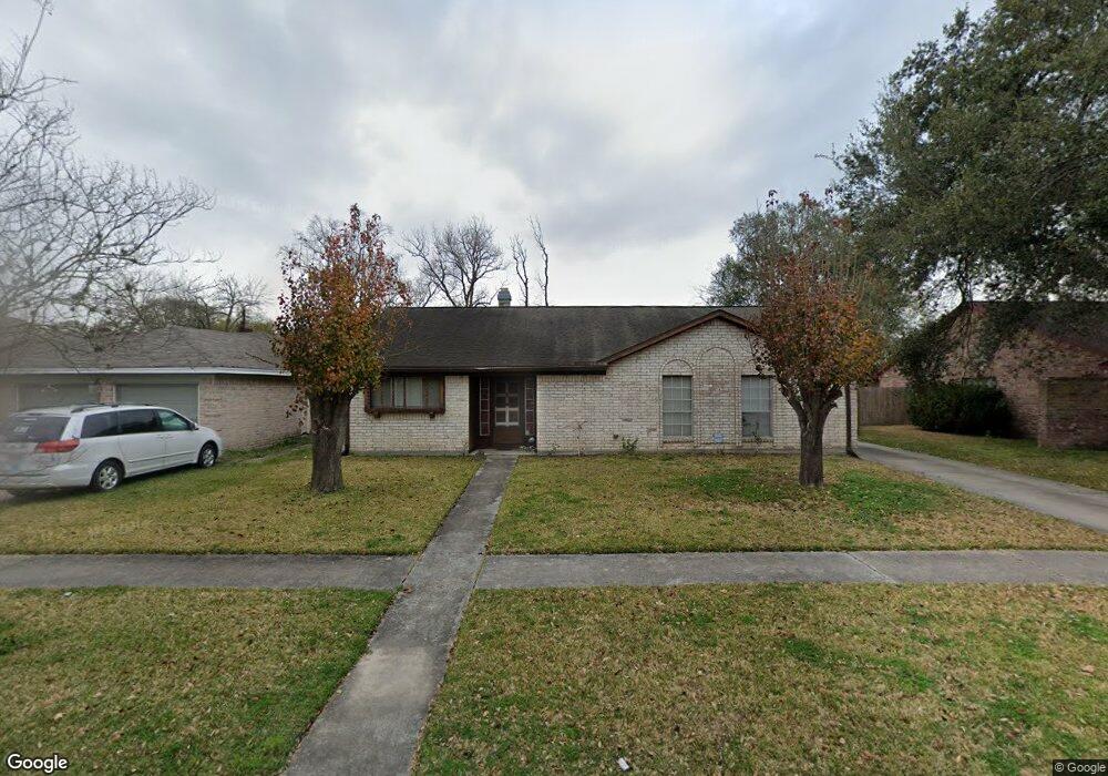 10127 Trade Winds Dr, Houston, TX 77086 - photo 1