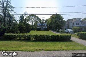 51 Washington Ave, Riverhead, NY 11901