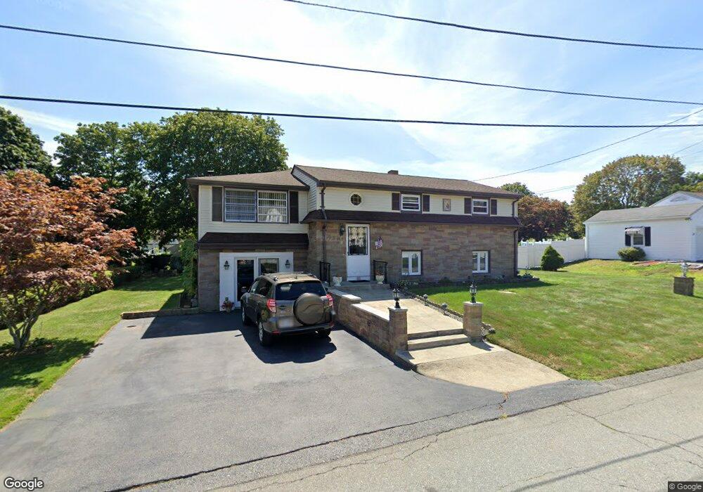 40 Rowley St, Swansea, MA 02777 - photo 1