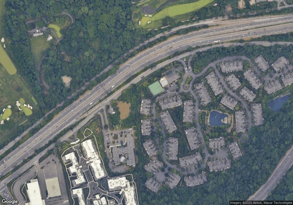 51 Kensington Cir, Manhasset, NY 11030 - photo 1