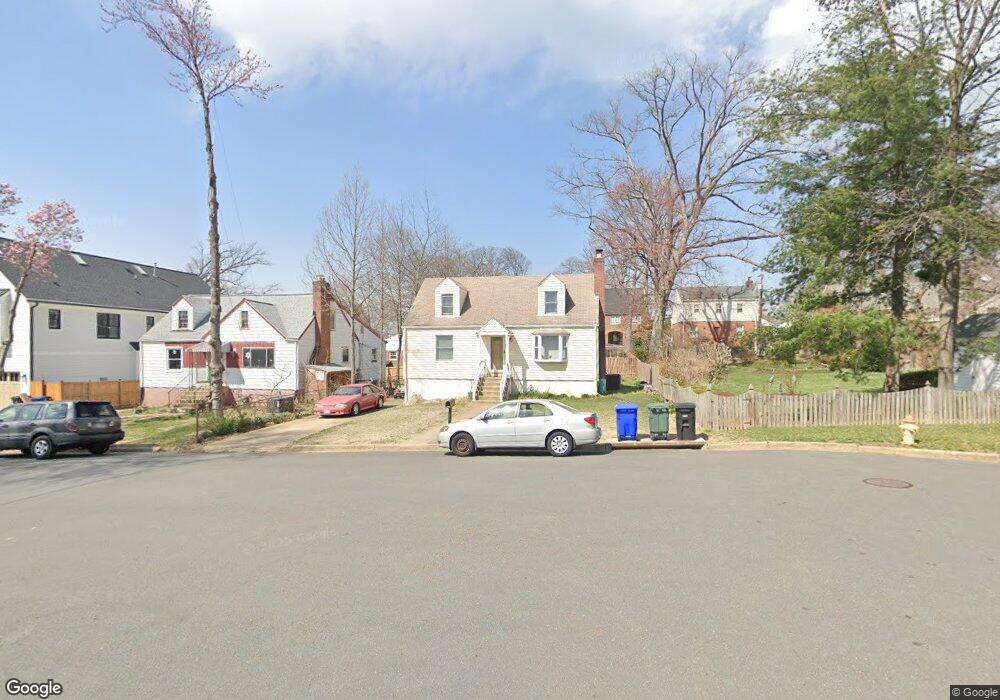 5021 25th Place N, Arlington, VA 22207 - photo 1