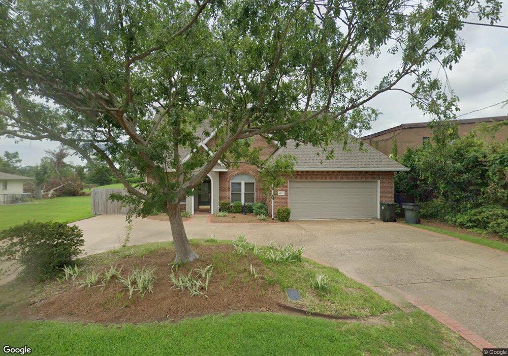 4215 Holly Hill Rd, Lake Charles, LA 70605 - photo 1