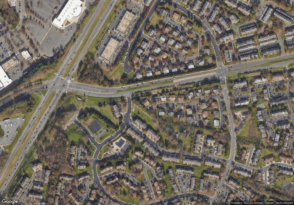 14024 Grumble Jones Court B, Centreville, VA 20121 - photo 1