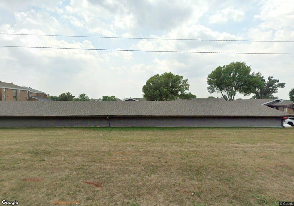 330 13th St N, Sauk Rapids, MN 56379 - photo 1