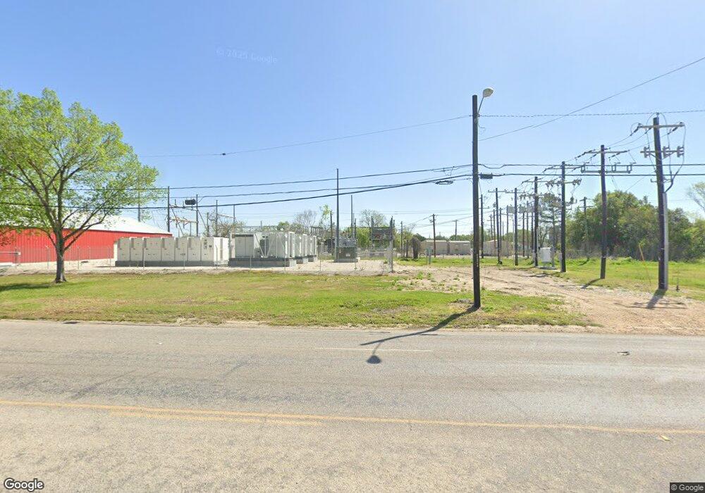 1613 Avenue F, Bay City, TX 77414 - photo 1