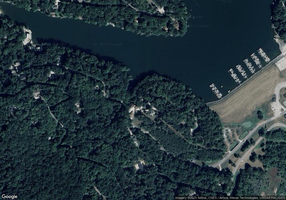 916 Kato Ct, Hide A Way Hills, OH 43107 - photo 1