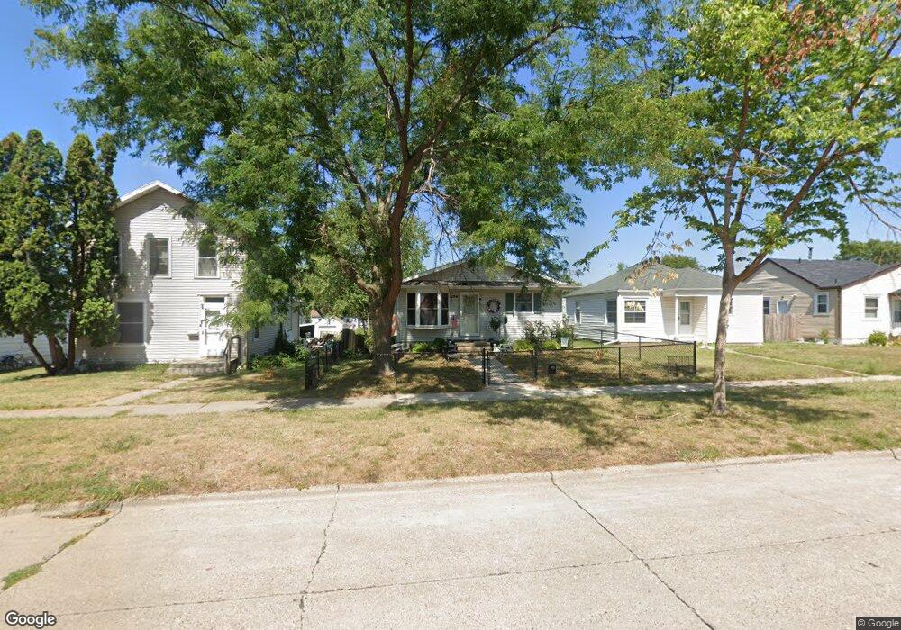 1134 19th Ave SW, Cedar Rapids, IA 52404 - photo 1