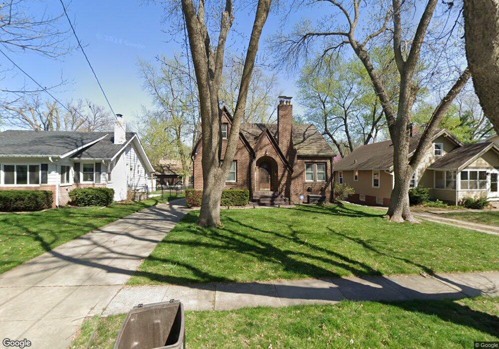 2105 40th Place, Des Moines, IA 50310 - photo 1