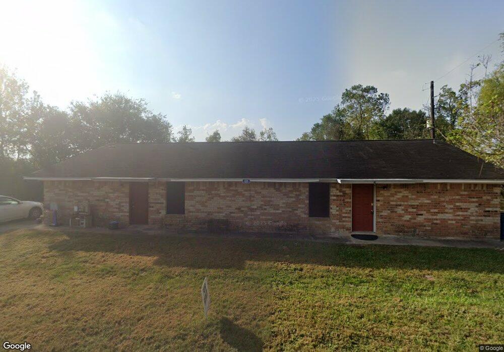626 Willow St, Waller, TX 77484 - photo 1
