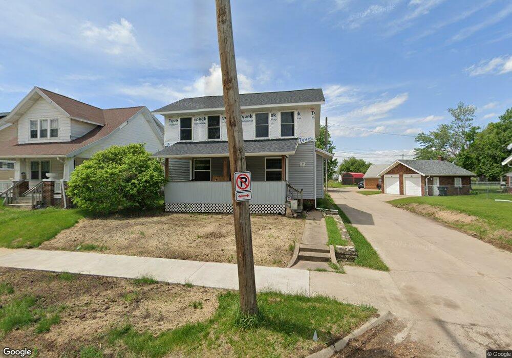 120 Bowling St SW, Cedar Rapids, IA 52404 - photo 1